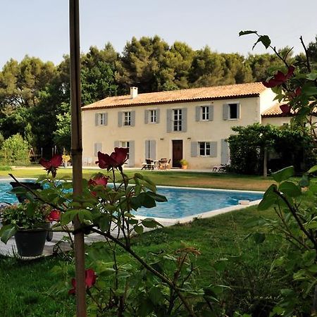 Mas De Lure Bed & Breakfast Салон дьо Прованс Екстериор снимка